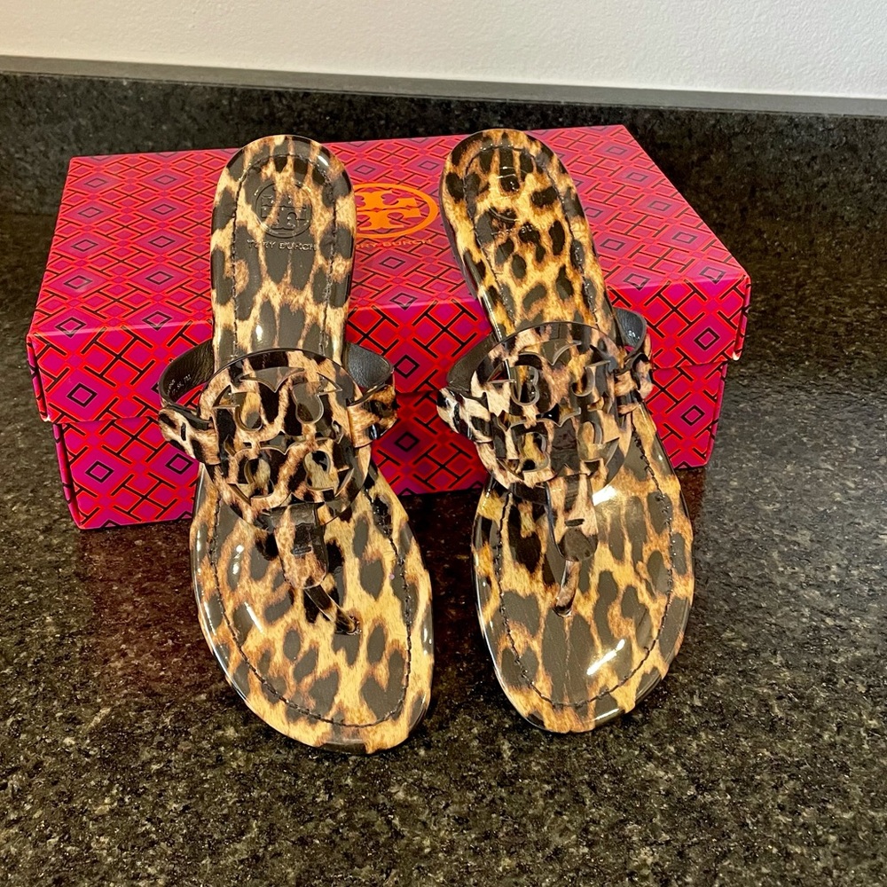 Tory Burch Miller Size 7